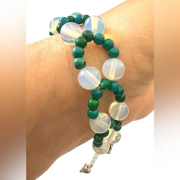 Opalite and Crysocolla Hand Beaded Bracelet with Adjustable Sizing Closure. - Picture 5 of 9